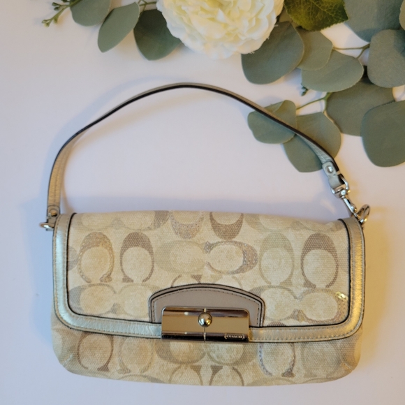 Coach signature Kristen flap sequins wristlet bag - Picture 11 of 11